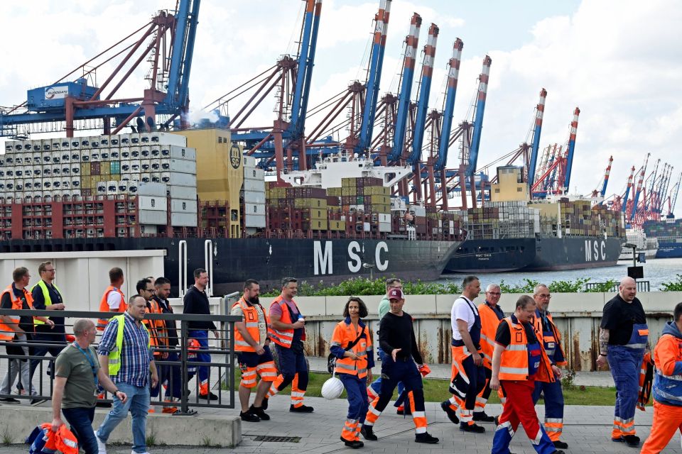 قضايا الشرق ... حرب تجارية ضد الجميع