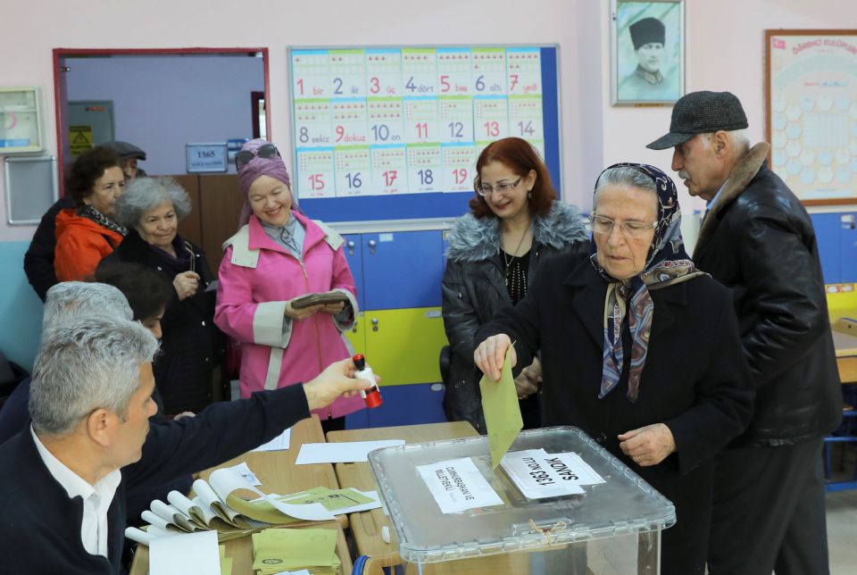 الانتخابات المحلية التركية: سجال محتدم.. و«صفر برامج»