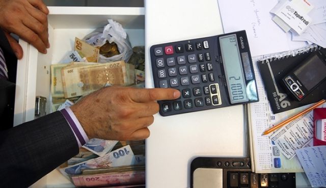 هل المصرفيين أفضل من الصرافين؟!