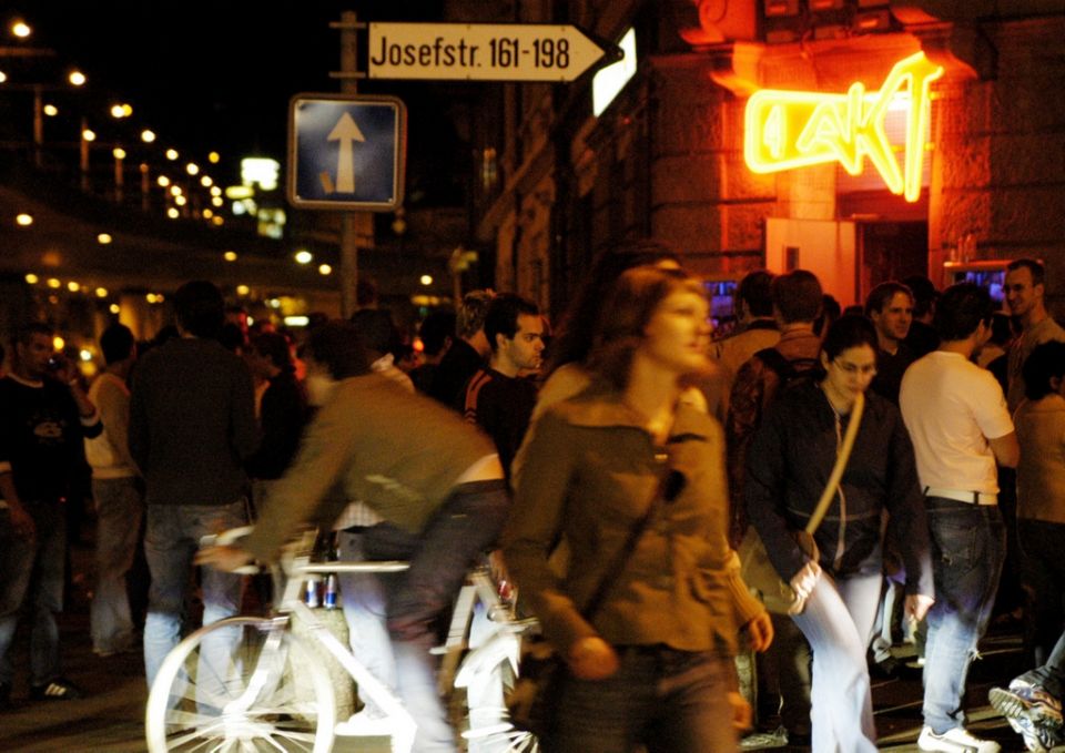 مروّض الأسود 2