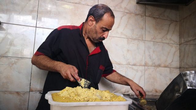 إعدام الأطباق الشعبية