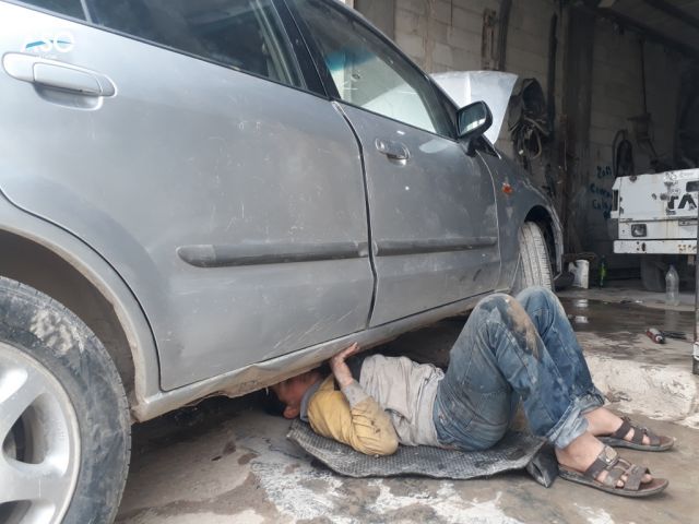 هل هم عمال؟