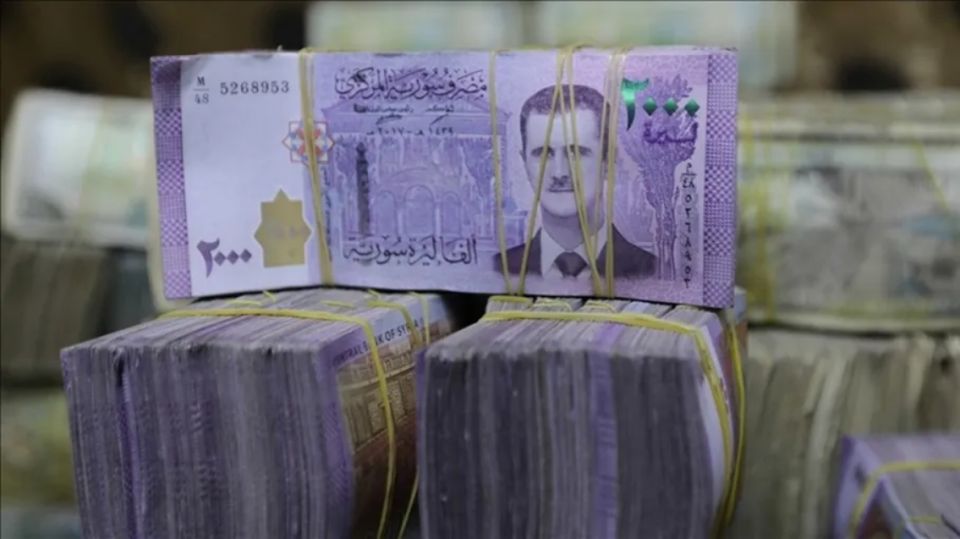 المركزي السوري يؤكد استمرار طباعة العملة بروسيا ويكذِّب خبرَ رويترز