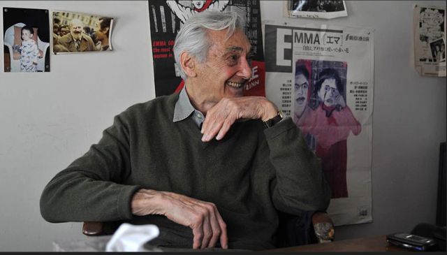 ضد الحياد في قطار متحرك