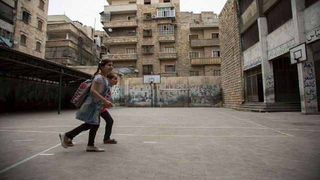 في حلب.. الطلاب بين مطرقة الحكومي وسندان الخاص!