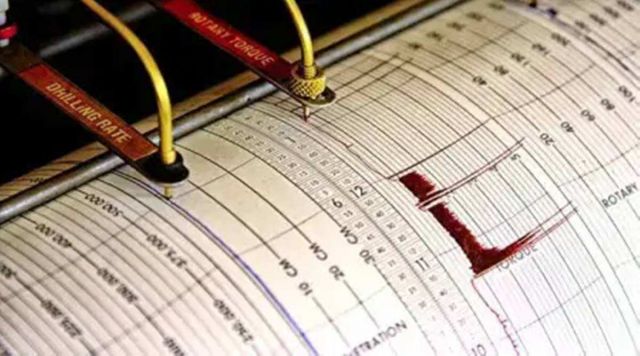 زلزال بقوة 8 درجات يضرب نيوزيلاندا