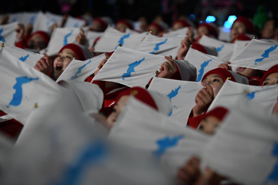 أول قمة بين الكوريتين منذ 11 عاماً