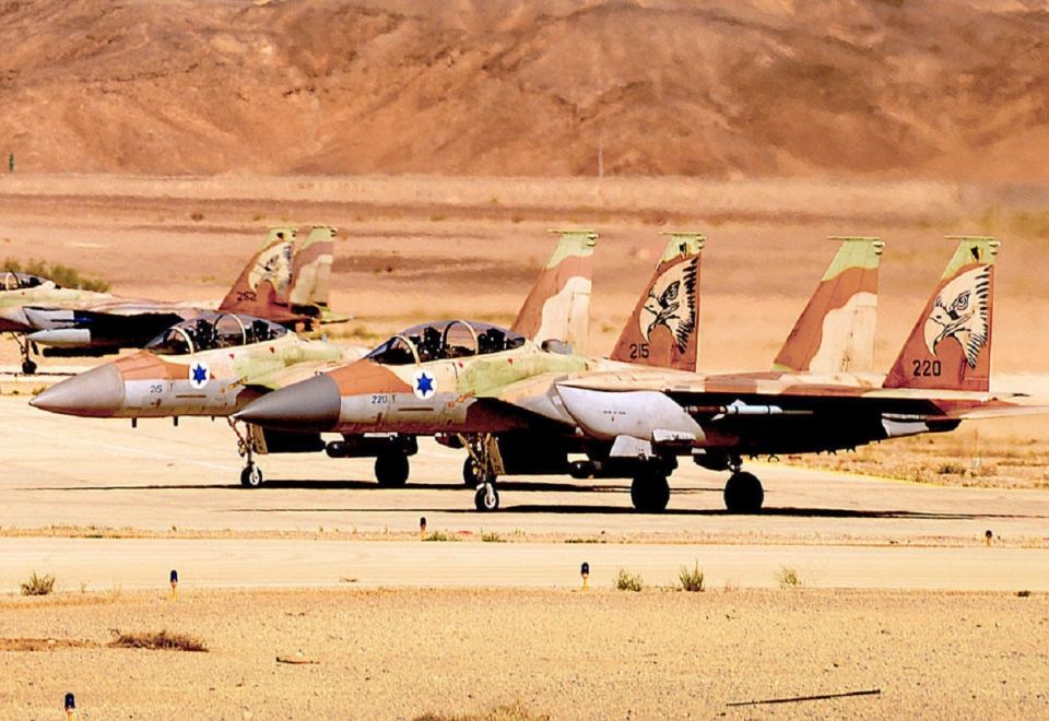 انقسام «إسرائيل» يصل إلى جيشها: 37 طياراً يقاطعون تدريبات عسكرية