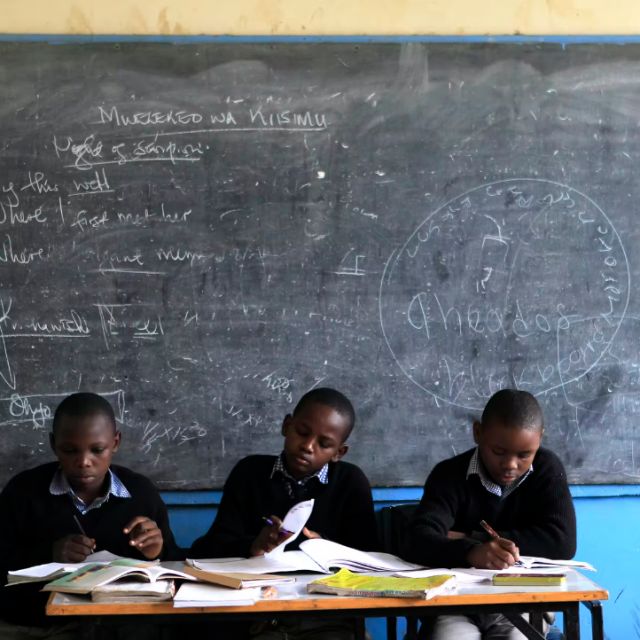 عن العقل الحيّ وضمانة المرحلة الإنتقالية: نموذج &laquo;العلم المفتوح&raquo;