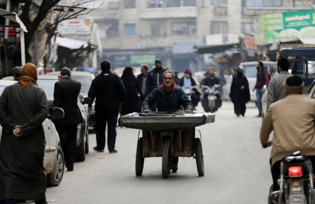 بصراحة ... الأجور بين الناهبين والمنهوبين
