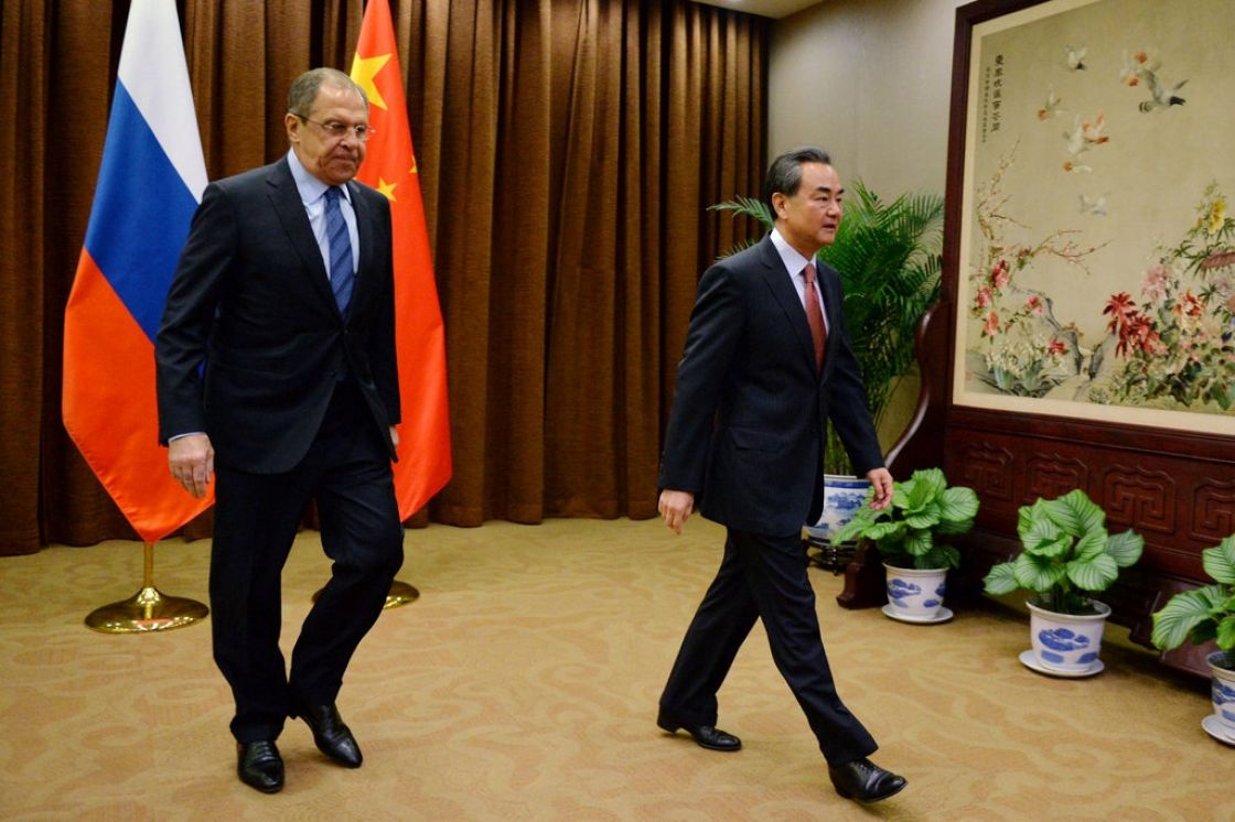 روسيا والصين على طريق «الحرير»