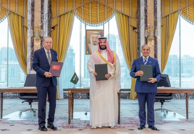 افتتاحية قاسيون 1290: &laquo;تحالف مكة&raquo; والنظام الإقليمي الجديد!