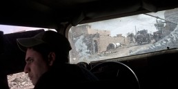 القوات العراقية تدخل الموصل وتسيطر على مبنى التلفزيون