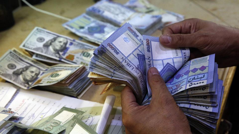 الليرة اللبنانية تسجل هبوطاً قياسياً جديداً