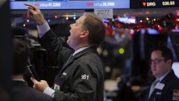 مصرف أوروبي ينصح عملاءه ببيع كل شيء عدا السندات ذات الجودة العالية