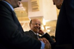 الرئيس اليمني يتمسك بالقرار 2216 كقاعدة للحوار