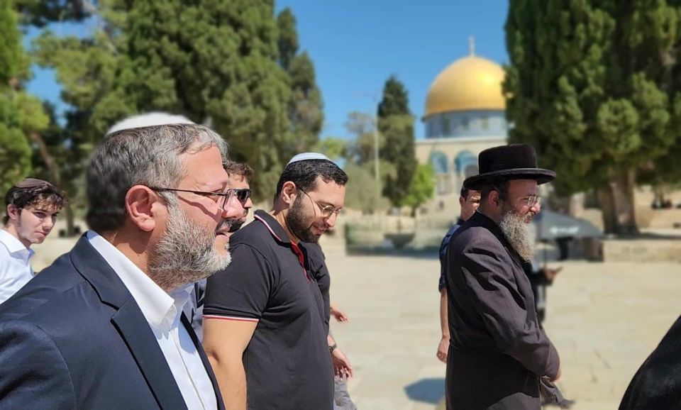 تصعيد بالقدس: 2250 مستوطناً بقيادة "بن غفير" يقتحمون الأقصى