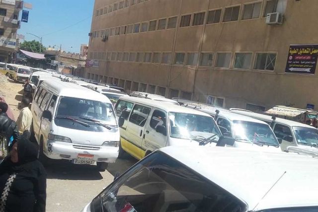 ثلاثة إضرابات والحال من (بعضو)