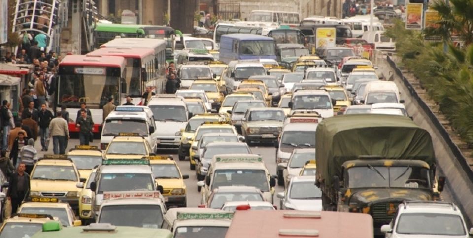 أزمة البنزين بين الخلل الهيكلي ومرونة الحكومة