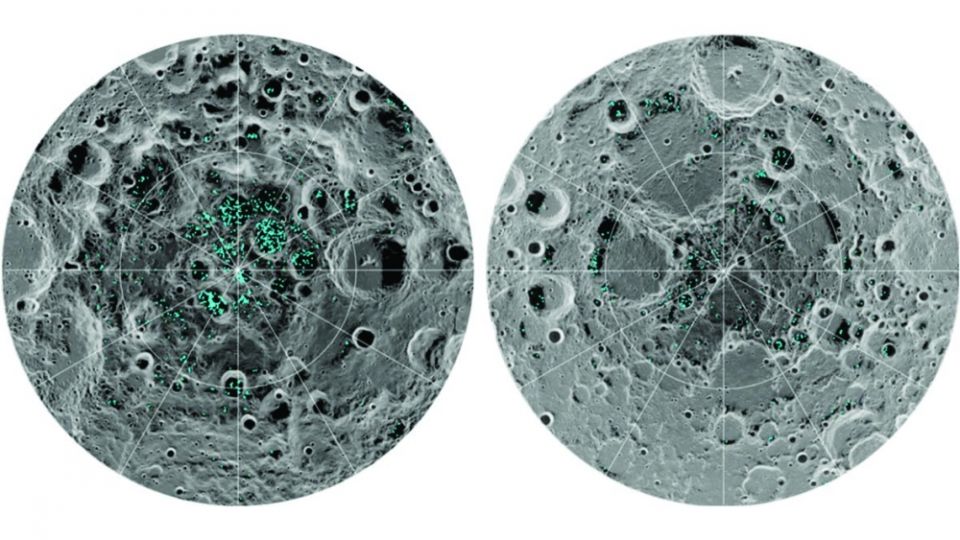 جليد على سطح القمر