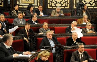 في مجلس الشعب ما زال تمرير القوانين مستمراً..؟