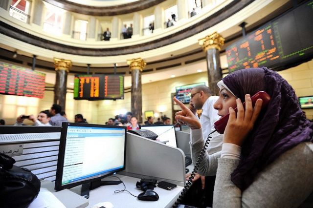 التحديات المصرية الراهنة: الفساد والاقتصاد