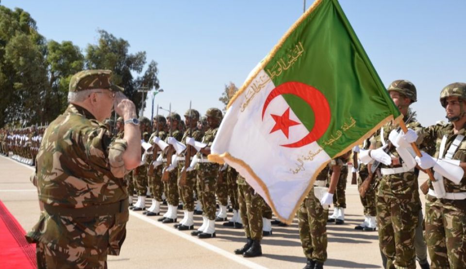 الجزائر تُضاعف الإنفاق على جيشها وإعانة البطالة