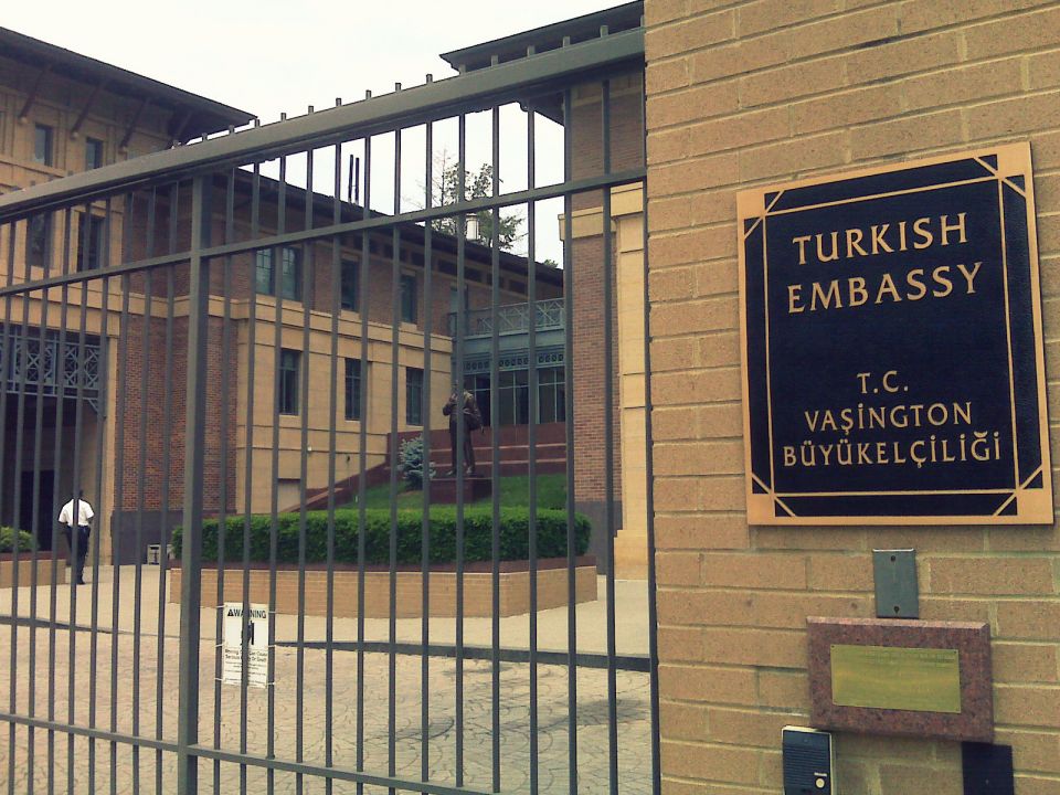 &laquo;الحكومة التركية تعيد تقييم تعهدات الحكومة الأمريكية تجاه أمن موظفي ومقرات البعثات الدبلوماسية التركية&raquo;