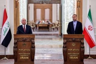 إيران تعلن اتفاق للإفراج عن أموال لها في بنك أجنبي
