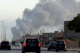 مسلحون يسيطرون على قاعدة للقوات الخاصة الليبية في بنغازي