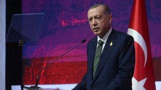 أردوغان يعد بإعادة إعمار بلاده والحاجة لهدم أكثر من 214 ألف مبنى