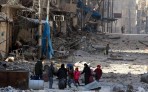 بدء دخول الحافلات إلى أحياء في شرق حلب لاستئناف عملية الإجلاء
