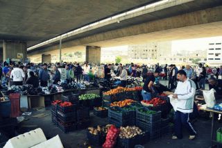 لبنان قد يخفض موازنة الإدارات العامة 20 %