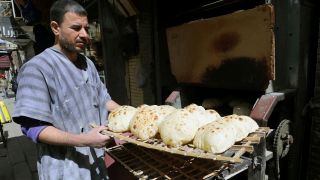 بصراحة ... هل سياسة التجويع قضاء لا رادّ له؟