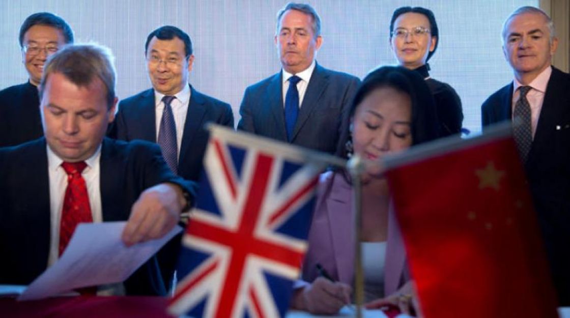 بكين ولندن تناقشان اتفاقاً للتجارة الحرة من «الدرجة الأولى»