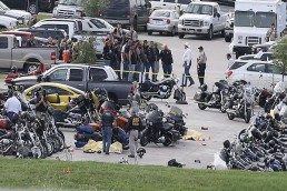 مقتل شخص وإصابة 16 آخرين في إطلاق نار في مدينتين أمريكيتين