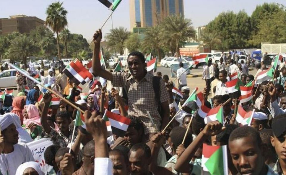 السودان «زيّ الدنيا»