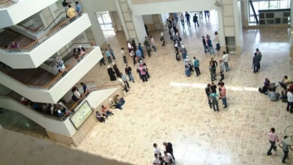 وزارة التعليم العالي تكشف قراراً يحظر التحريض الطائفي بالجامعات السورية