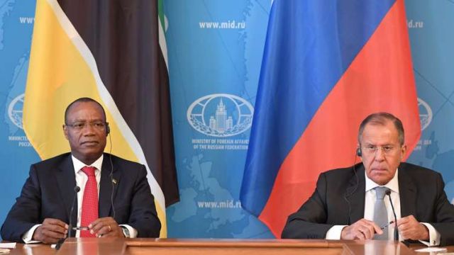 لافروف يعرب عن أمله بسحب القوات الأمريكية من التنف السورية