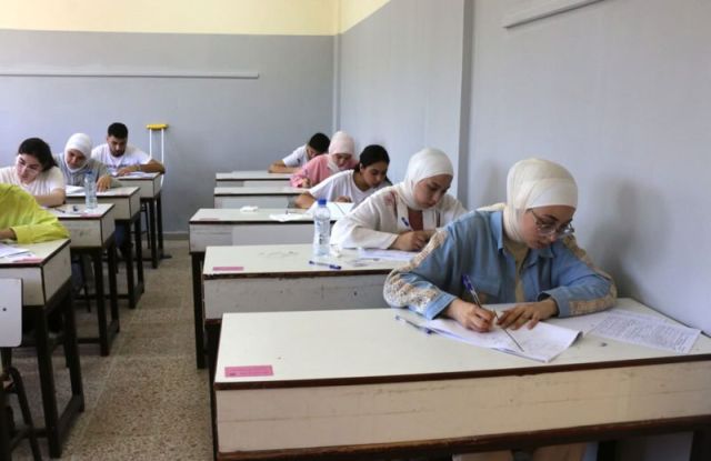 النموذج الاسترشادي لمادة اللغة الإنكليزية للشهادة الثانوية لا يعالج المشكلة!