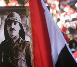 رجال صناعة التاريخ!