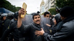 ثروة 67 شخصاً تعادل ما يمتلكه 3.5 مليار نسمة من سكان العالم