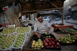 الوعد الحكومي.. واليد الحديدية فلسفة أسابيع الانتظار.. وأيام الفرج.. وأدراج الرياح