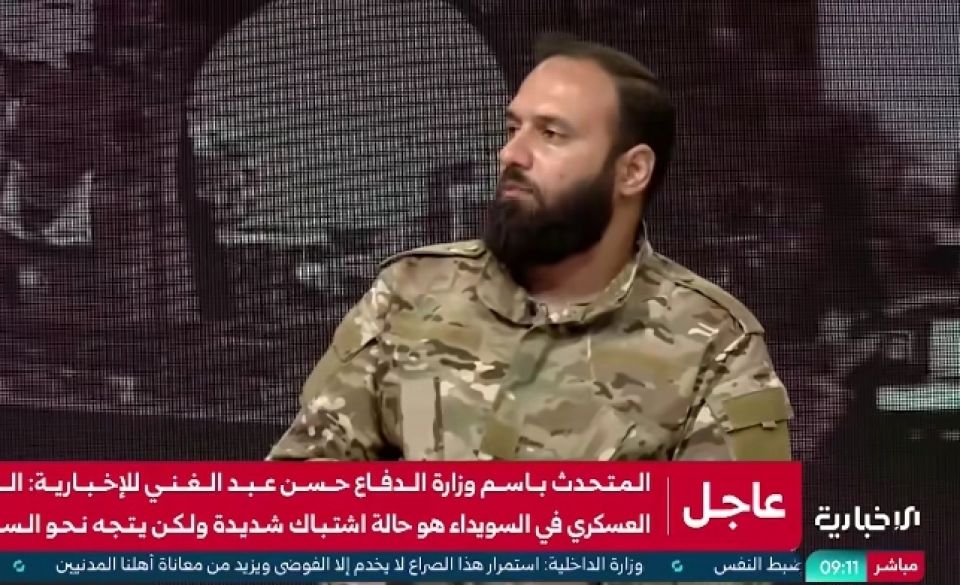 متحدث الدفاع السورية يعلّق على نشر عناصر لمقاطع تحريض طائفي