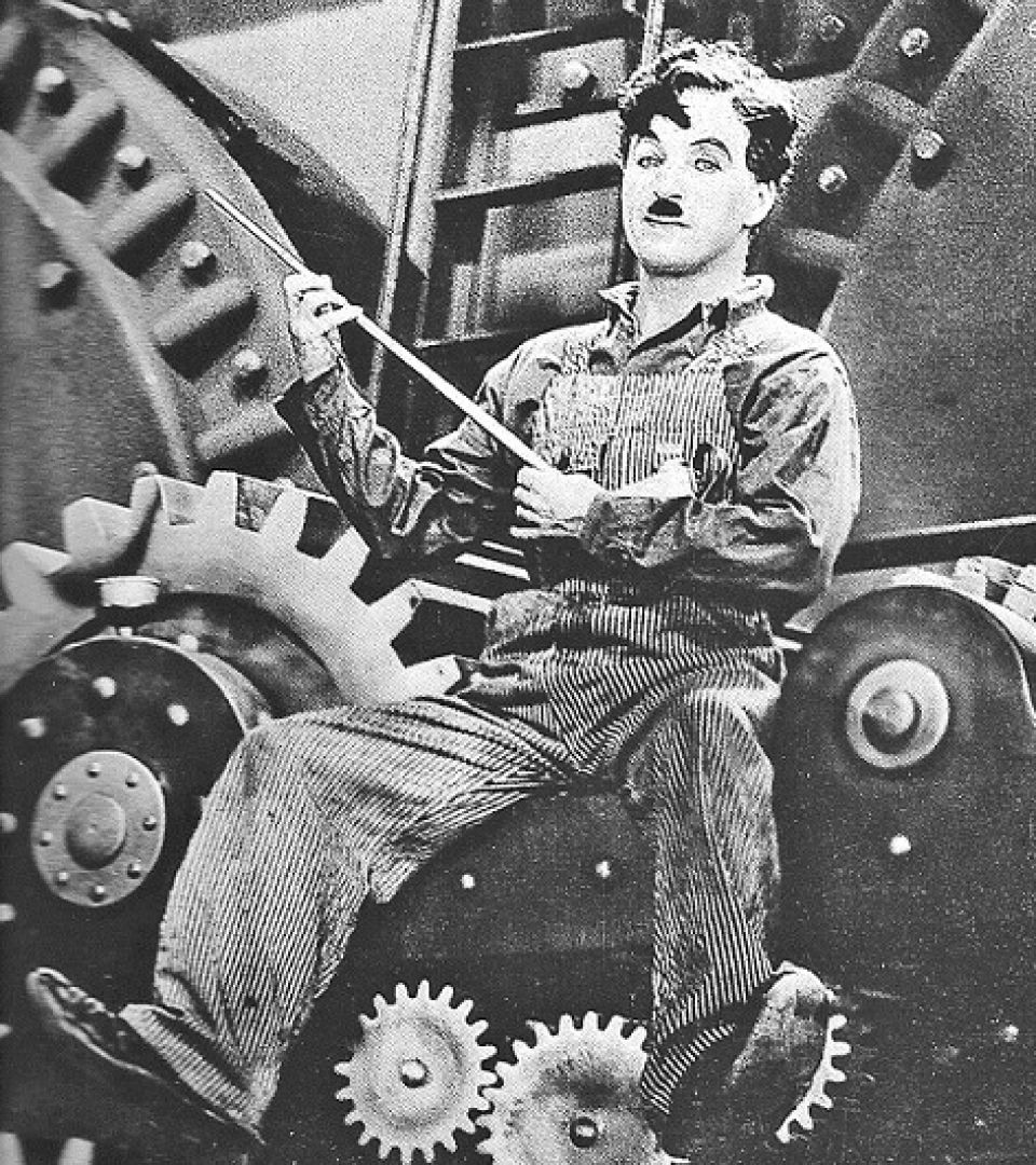 إلى الرفيق شابلن