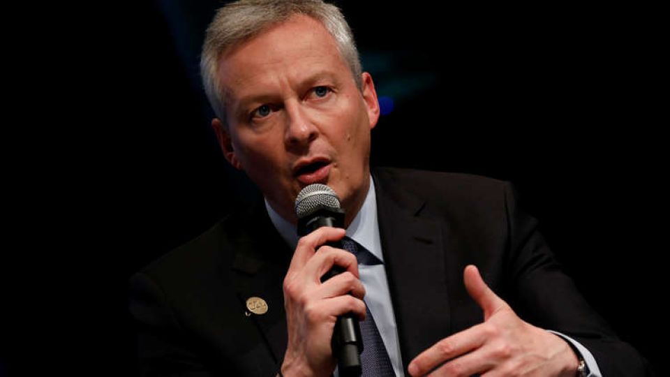 باريس لواشنطن: احذروا العزلة السياسية