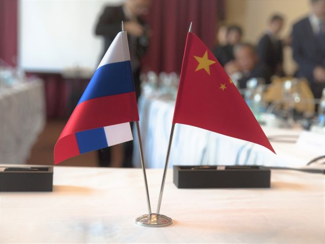 عجز واشنطن وحلفائها عن دق إسفين بين روسيا والصين