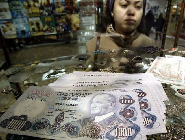 سندات تركيا الدولارية تهبط