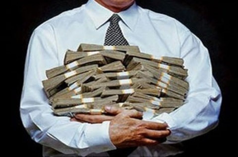 تهرب أغنياء العالم من الضرائب!!