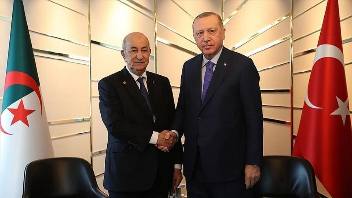 الرئيس الجزائري في زيارة رسمية لتركيا تستمر 3 أيام